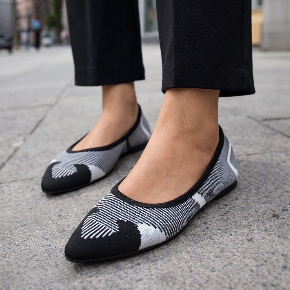 Black & White Patterned Women's Pointed Ballet Flats
